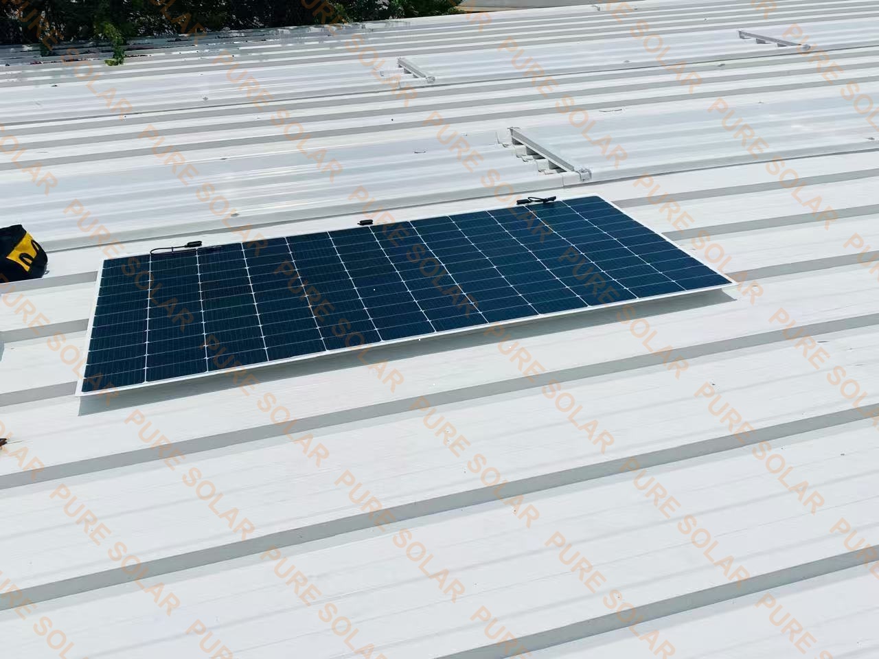 Flexible Solamodule  200 kW-Projekt der Würth-Gruppe